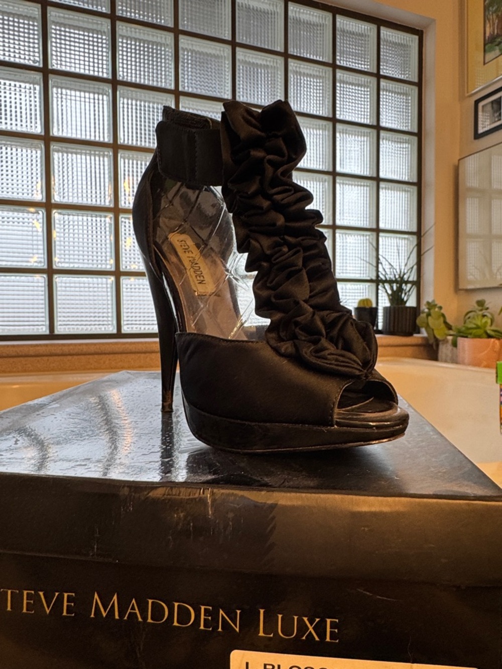Steve Madden Black Ruffle Peep-Toe Stiletto Heels